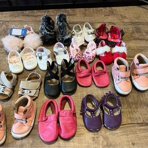 Baby shoes size 0-18 months